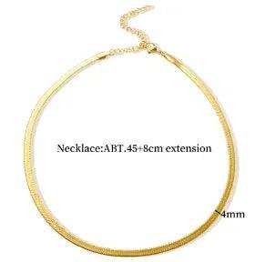 Amora™ Gold Heart Pendant Necklace