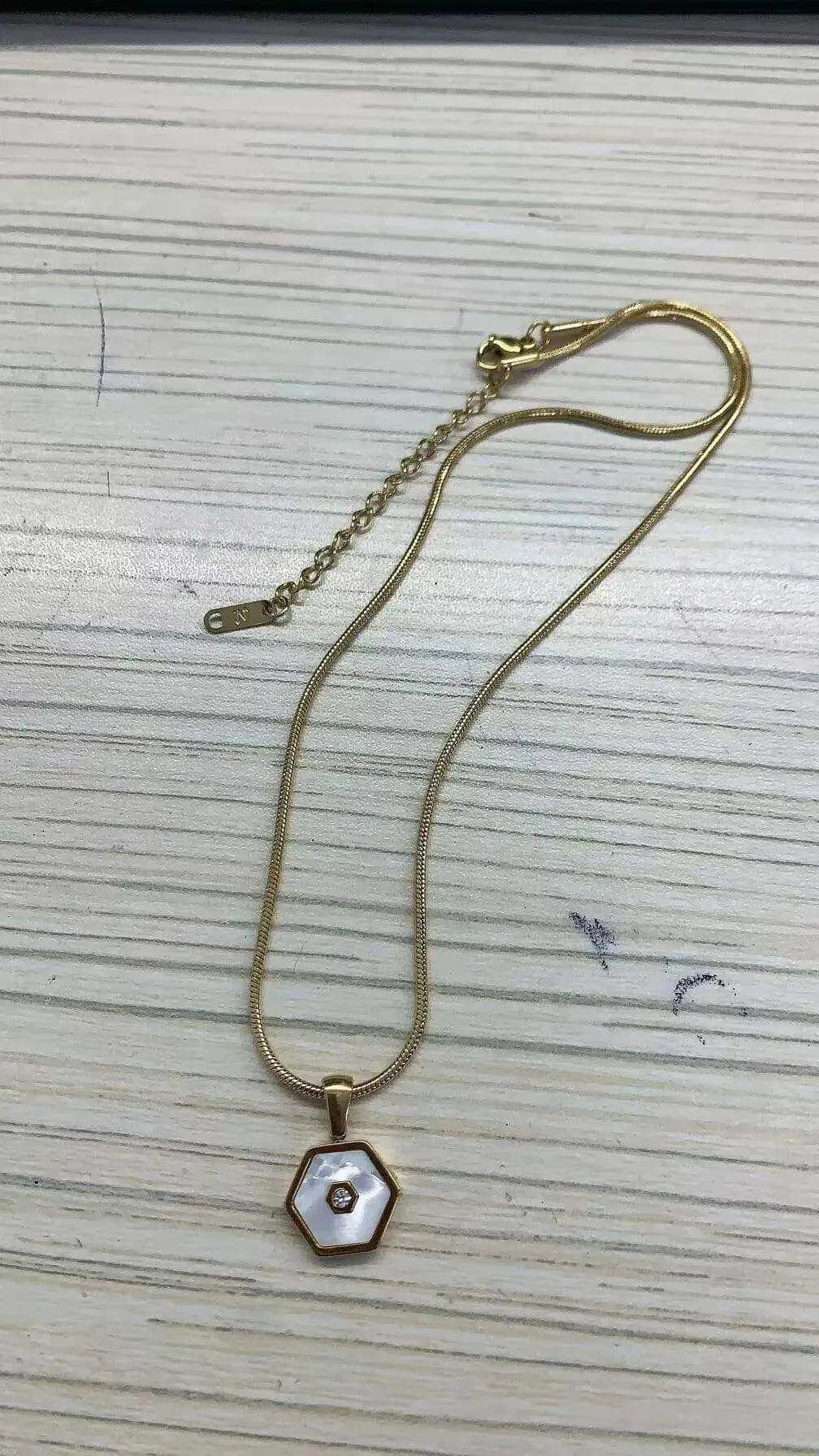 Amora™ Gold Heart Pendant Necklace