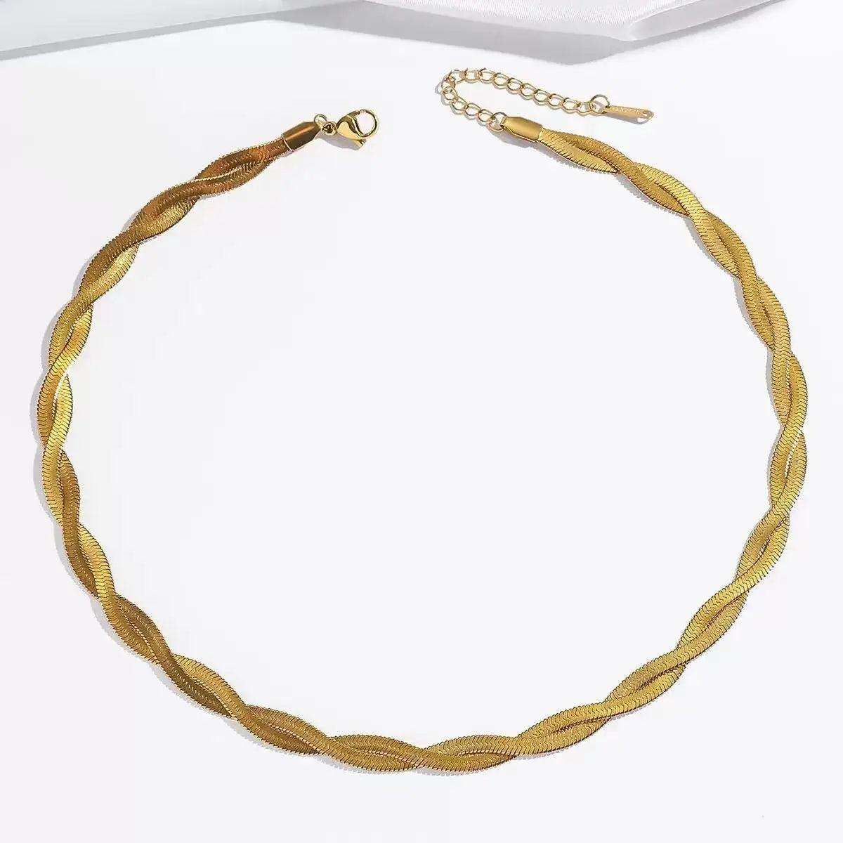Amora™ Gold Heart Pendant Necklace