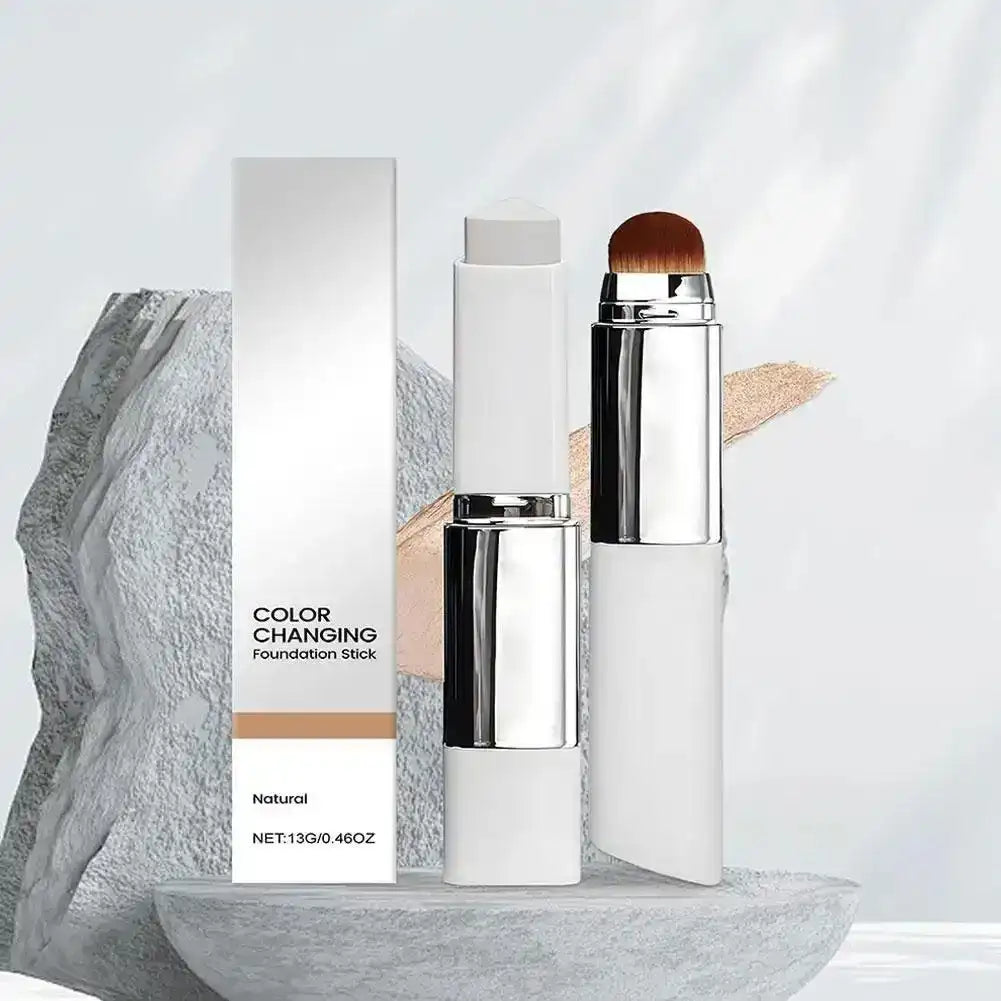 ShadeSync™ Color-Adapting Foundation Stick