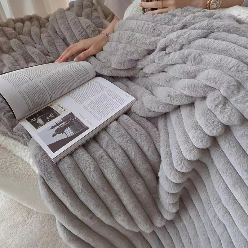 Thick Solid Faux Rabbit Hair Ribbed Blanket Simple Soft Office Nap Sofa Blankets Skin-Friendly Fluffy Autumn and Winter Quilt
