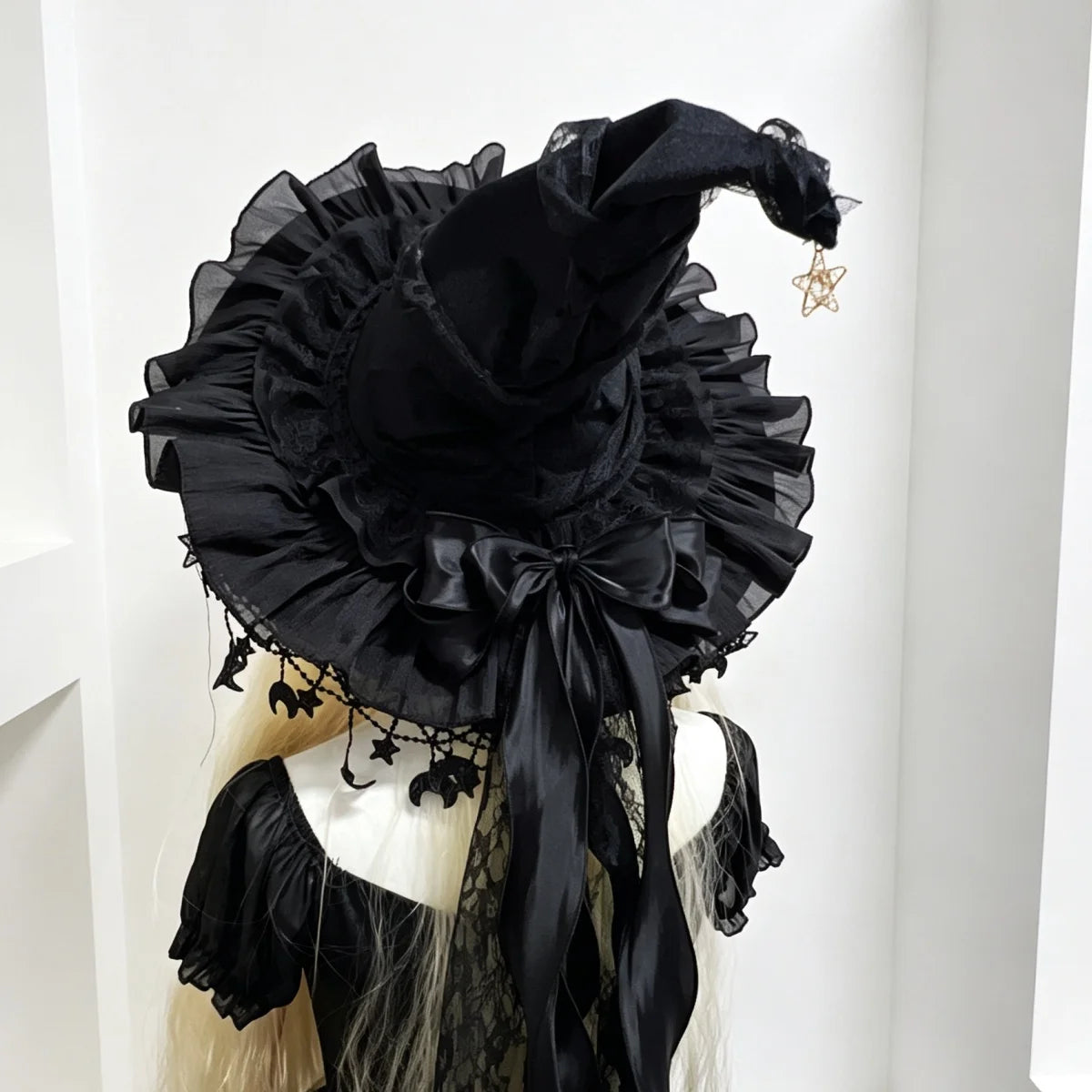 velvet-witch-hat-side-view-worn-black-lace-zaranss-mart
